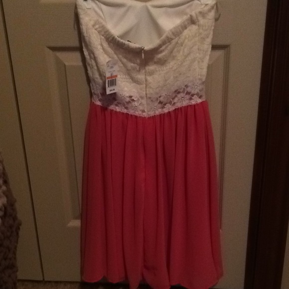 Pink Cream Strapless Dress - Picture 2 of 4